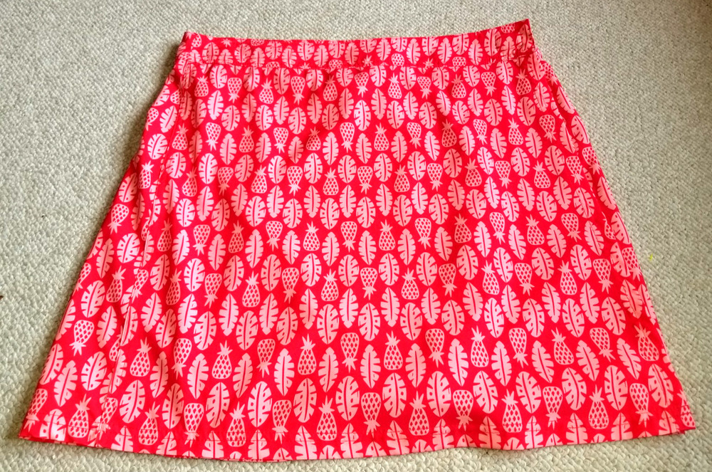 Womens Skirt-RIP SKIRT-Hawaii-red 'Pineapple & Leaves' wrap 'Little Leg'-L